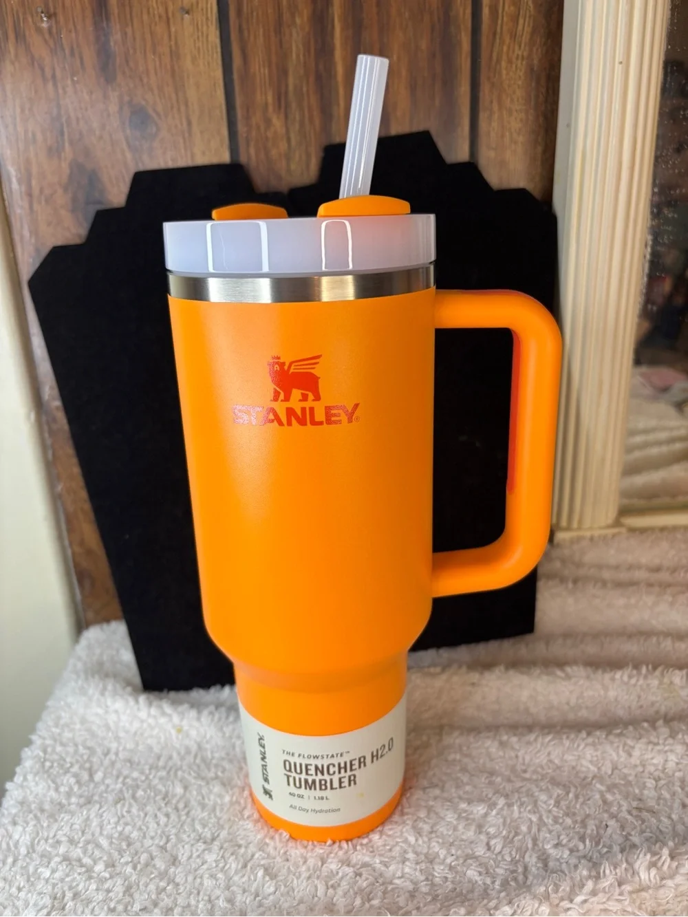 Stanley Quencher H2.0 40 oz. Tumbler with Handle - Orange 🍊 NWT